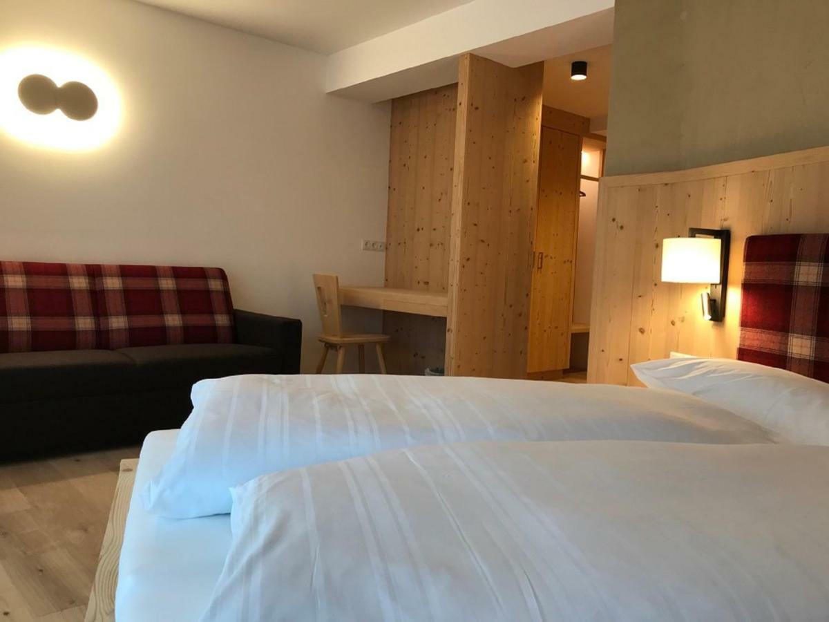 Hotel Schoenblick Sexten Eksteriør bilde