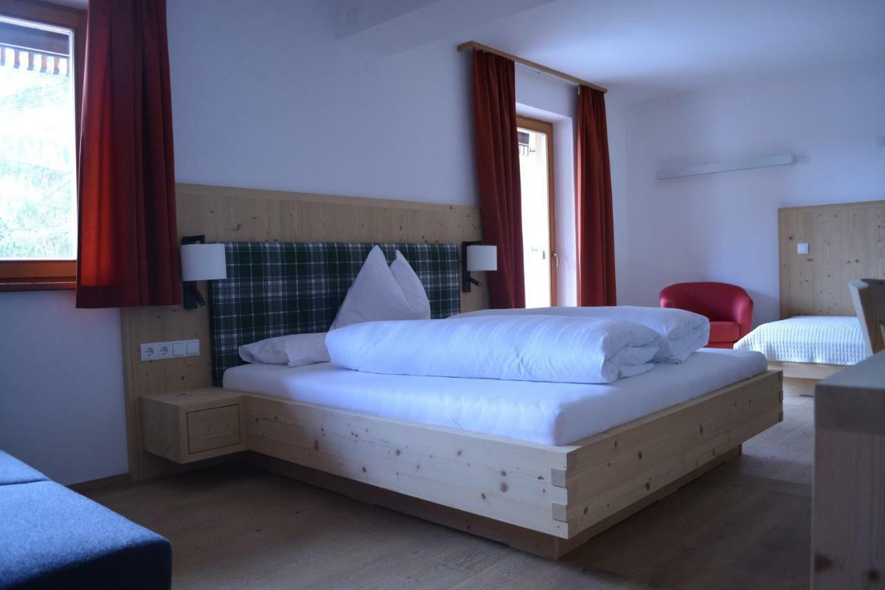 Hotel Schoenblick Sexten Eksteriør bilde